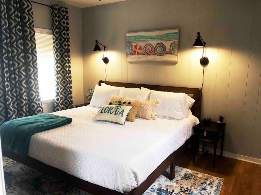 Steps To Beach & Downtown! Cozy Beach Bungalow #1 เลกเวิร์ท ภายนอก รูปภาพ